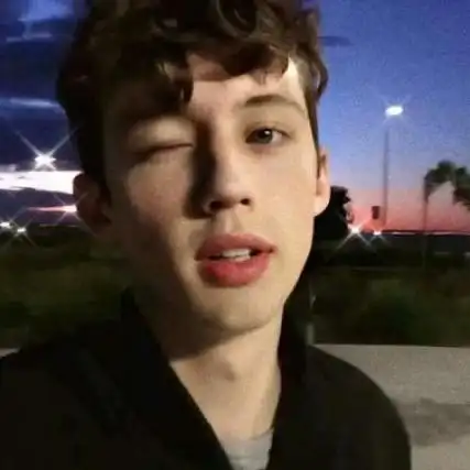 6686体育app高级作者Yuri