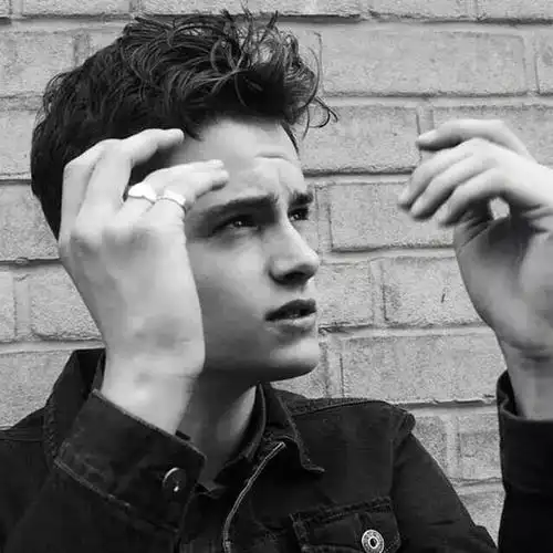 6686体育app银牌作者Evelyn