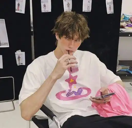 6686体育app金牌作者想去游乐园