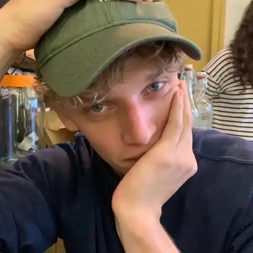 6686体育app合作伙伴Frank