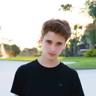 6686体育app银牌作者Ezra