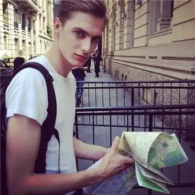 6686体育app铁牌作者落花随流水