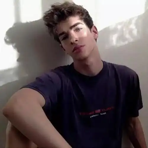 6686体育app首席作者Becky