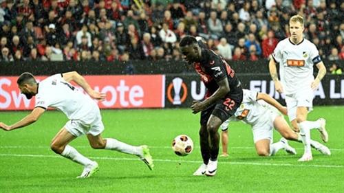 哈肯 vs 勒沃库森