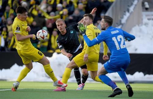 博多格里姆特 vs 拉齐奥